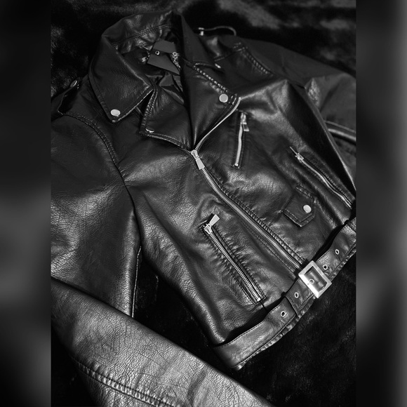 L'Olive Verte Faux Leather Moto Jacket - Picture 3 of 4